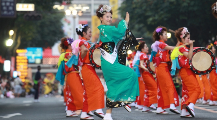 盛岡さんさ踊り